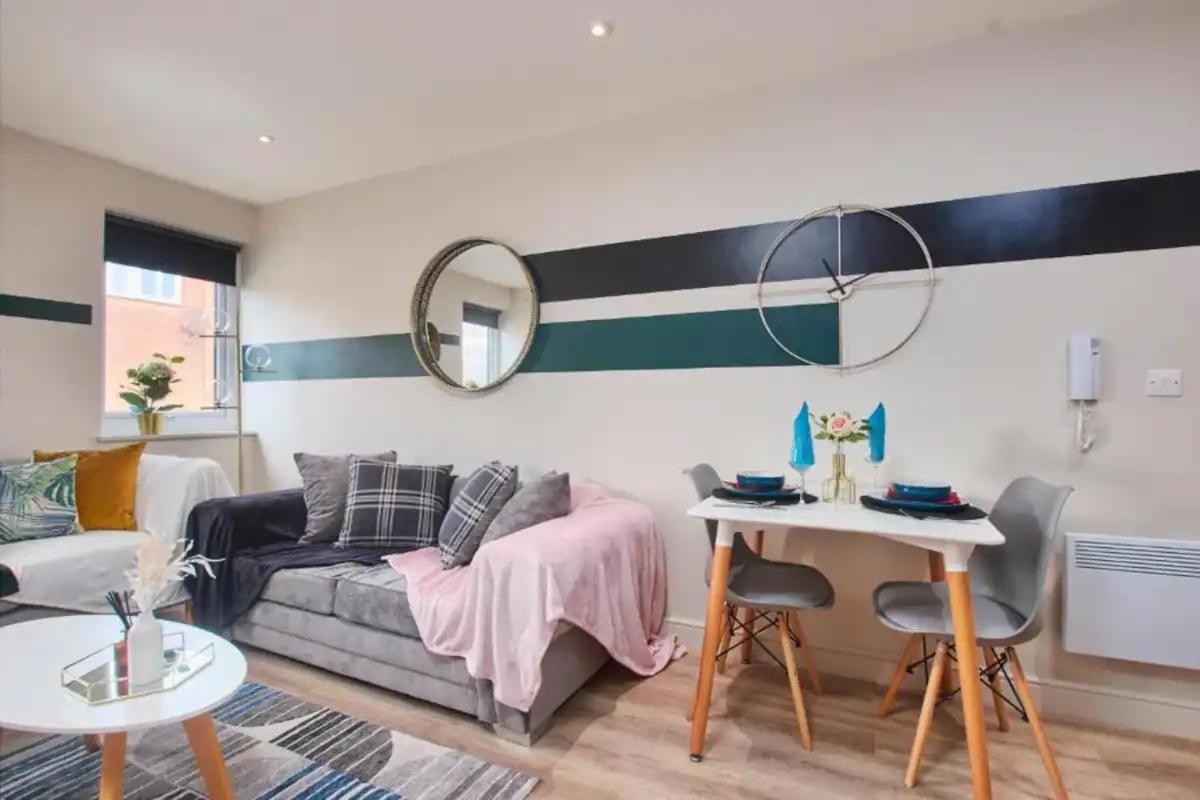 Beautiful 1 Bedroom Flat In Leeds - Sleeps 4 Kültér fotó