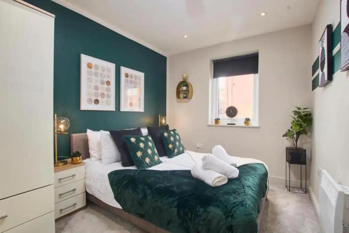 Beautiful 1 Bedroom Flat In Leeds - Sleeps 4 Kültér fotó